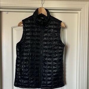 The North Face Women's Black Puffer Jacket